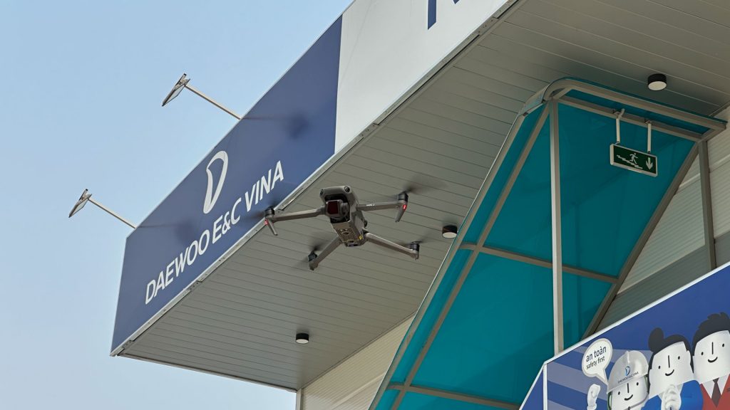 drone-flycam-cong-trinh-du-an-xay-dung-thuc-te.jpg